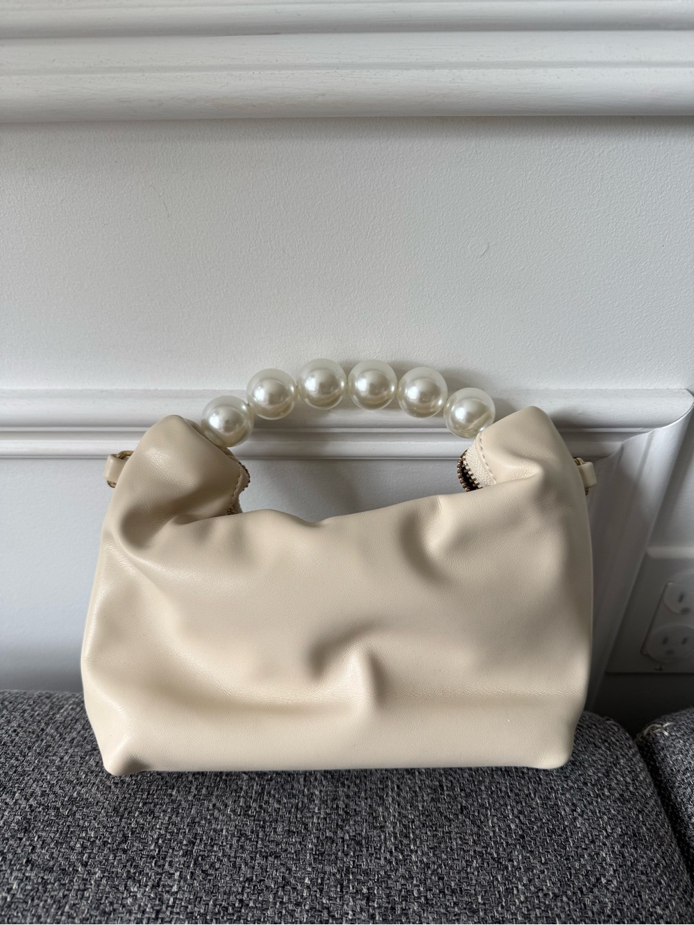 Elegant Pearl-Handle Cream Women's Handbag